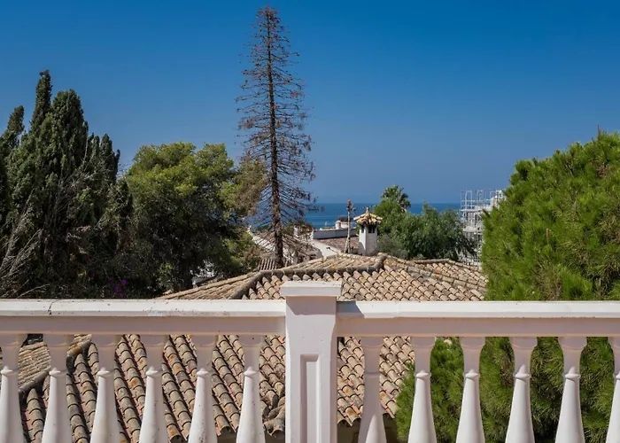 Villa Kadena *